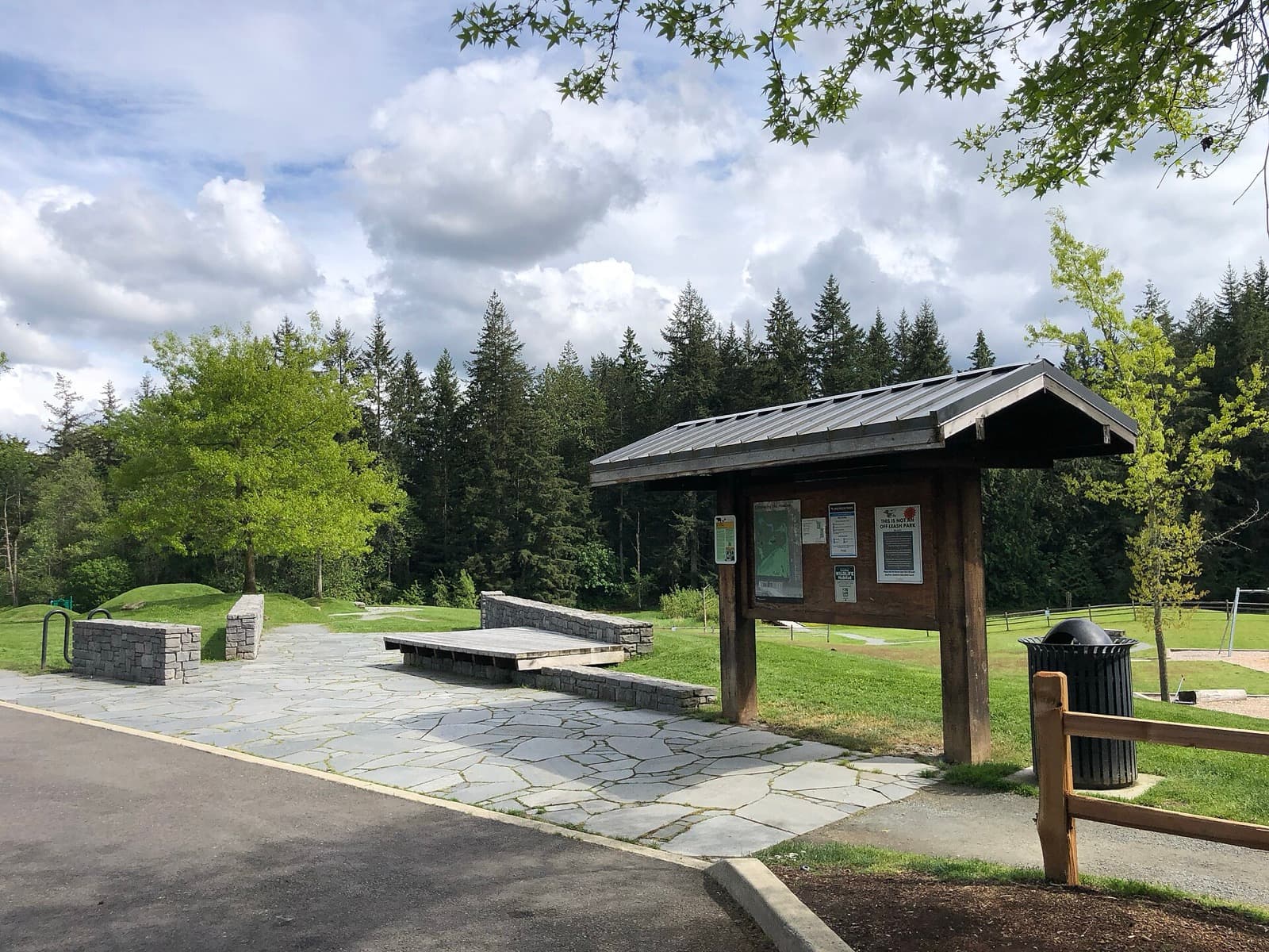Trailhead at Big Rock Park in Sammamish