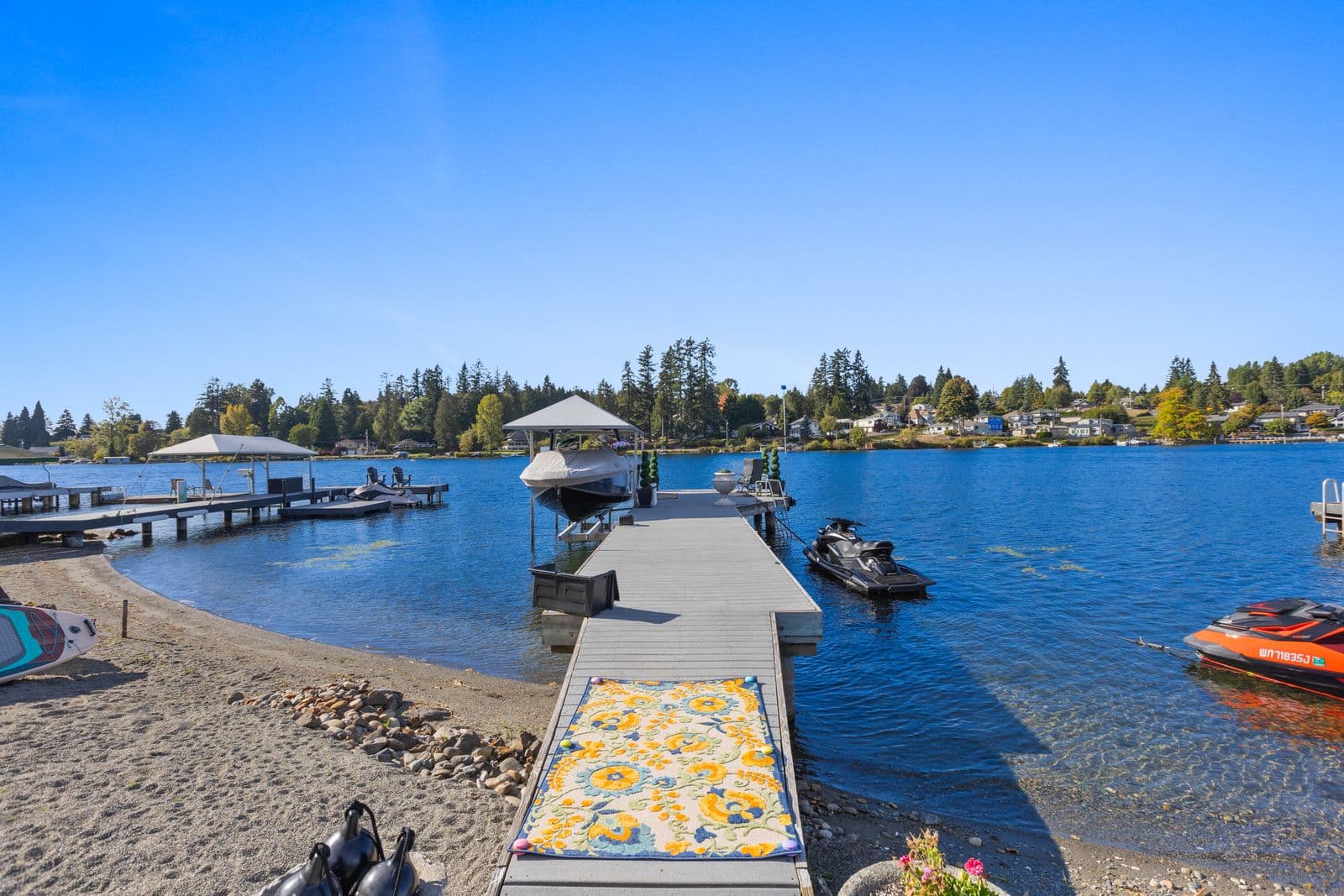 Sandy beach and dock — 1504 E Lakeshore Dr, Lake Stevens